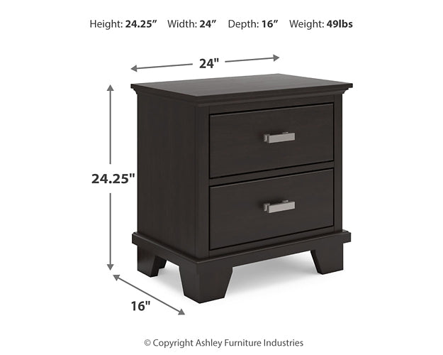 Covetown King Panel Bed with Dresser and Nightstand