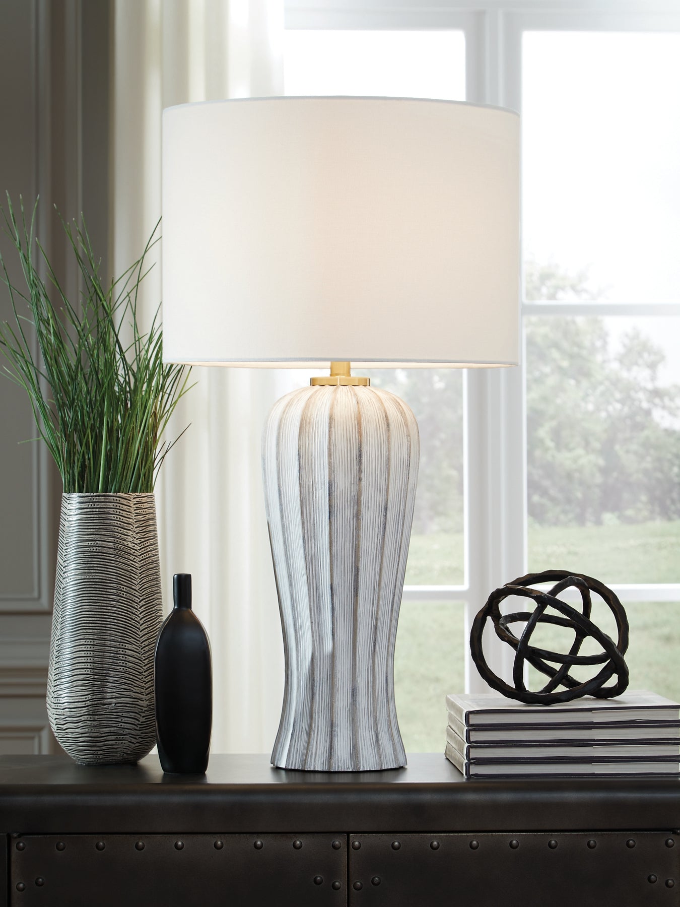 Lanwell Poly Table Lamp (1/CN)